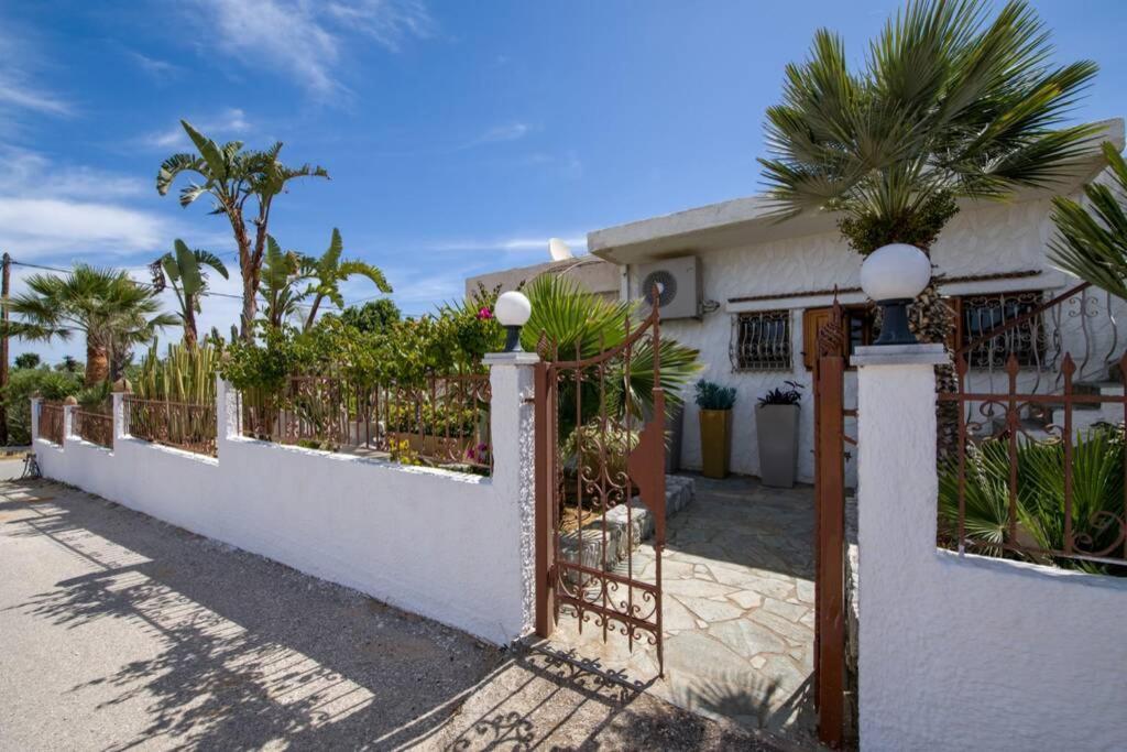 Вилла Renas Secret Garden House Ханья Экстерьер фото