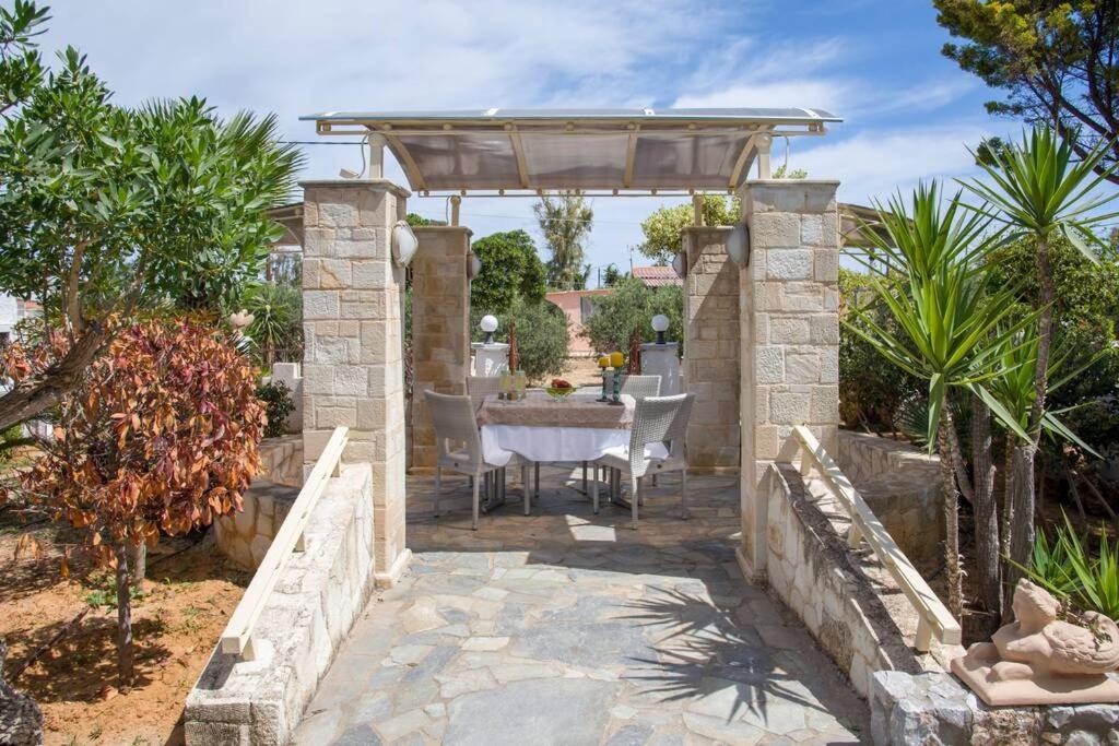 Вилла Renas Secret Garden House Ханья Экстерьер фото