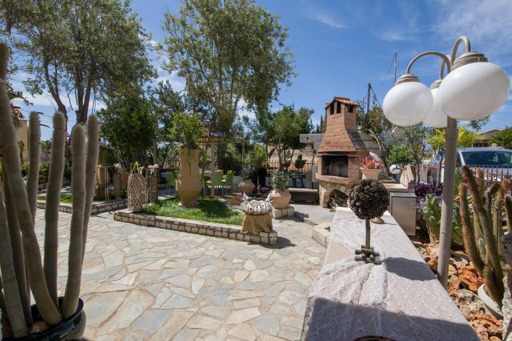 Вилла Renas Secret Garden House Ханья Экстерьер фото