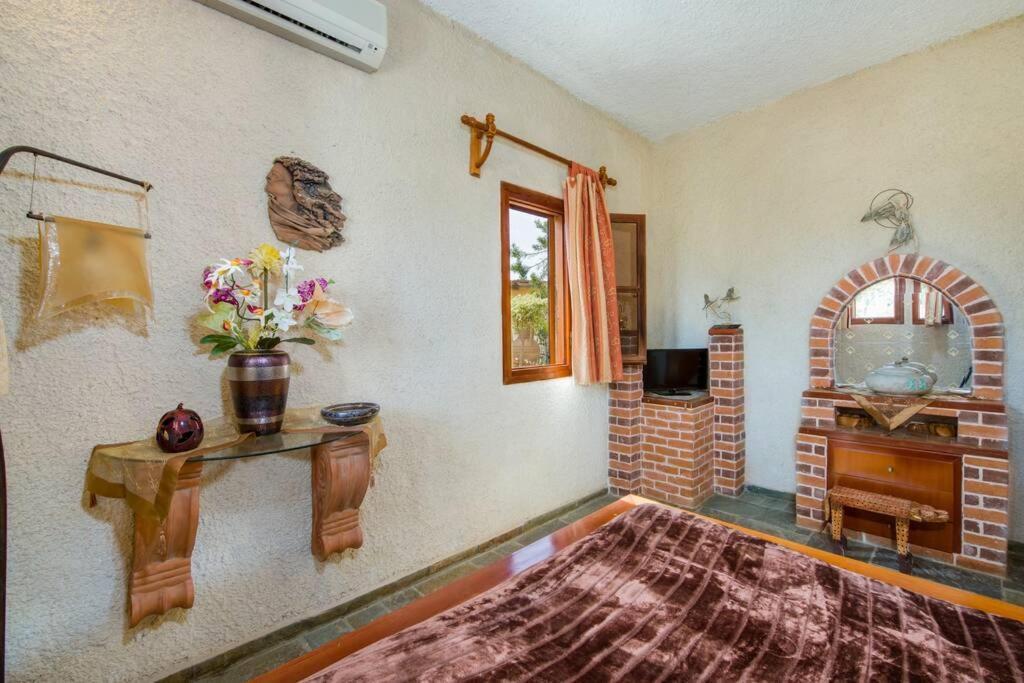 Вилла Renas Secret Garden House Ханья Экстерьер фото