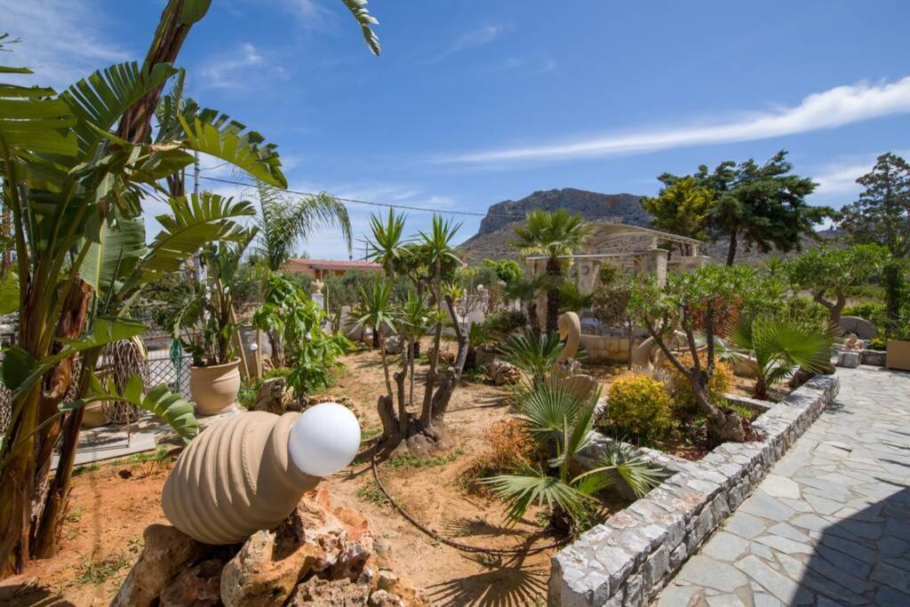 Вилла Renas Secret Garden House Ханья Экстерьер фото