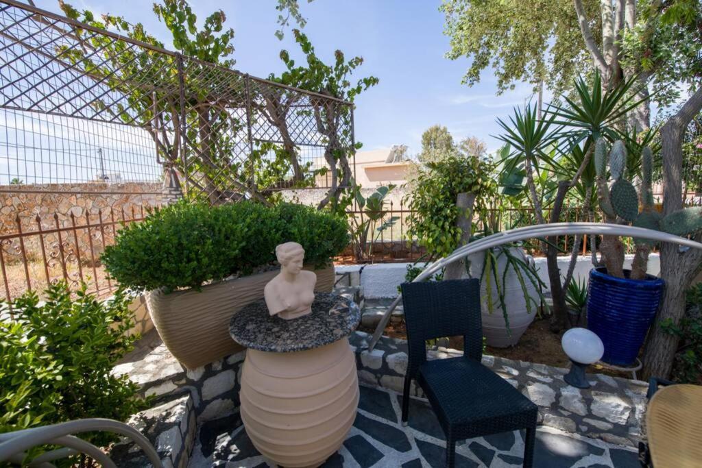 Вилла Renas Secret Garden House Ханья Экстерьер фото